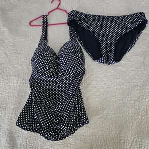 Nip tuck women's swim size 12 navy dots guc